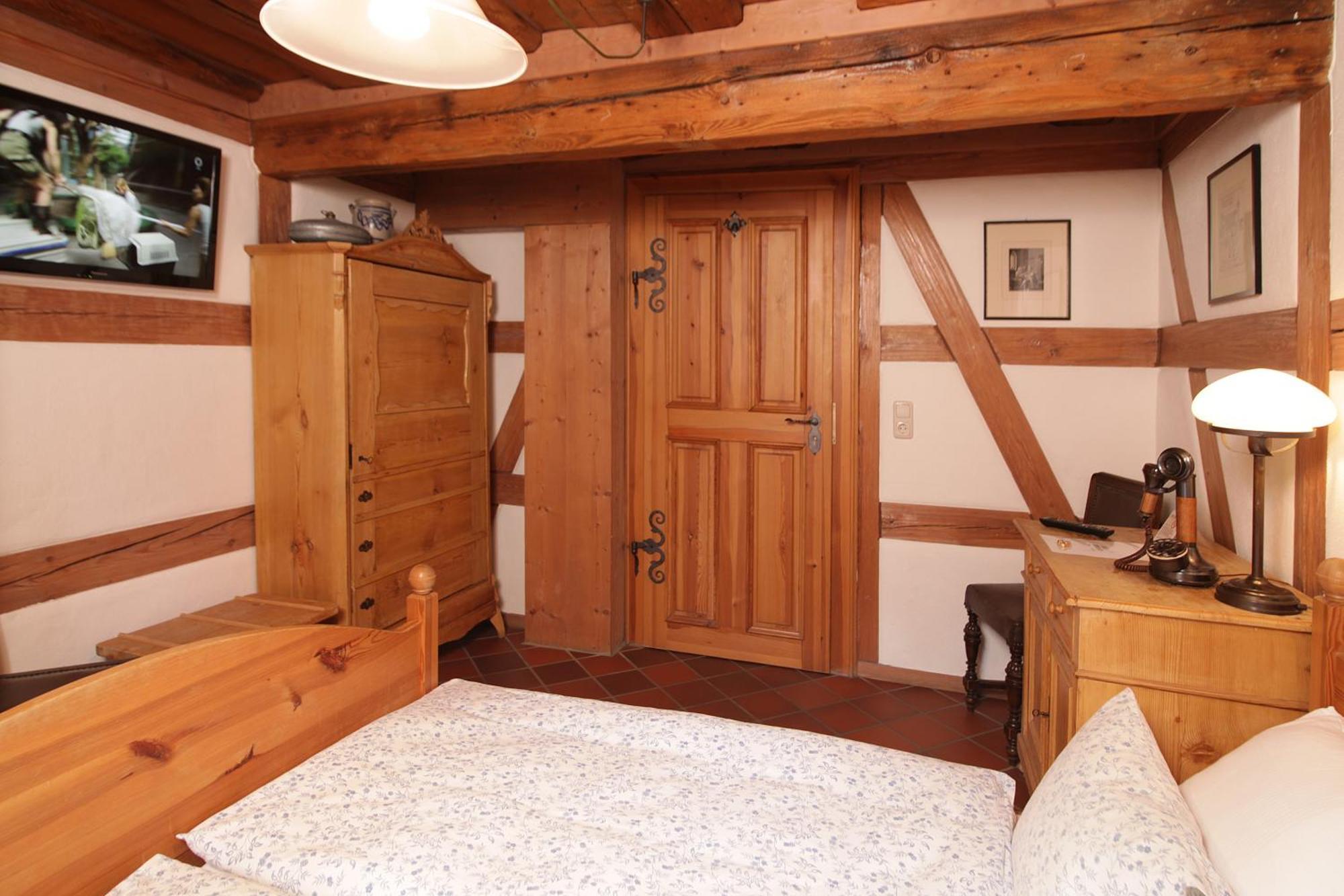 Hotel Und Gasthof Ritter St. Georg Erlangen Quarto foto